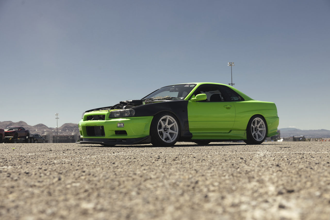 2000 Nissan Skyline - Motegi BATTLE - White | Motegi Wheels